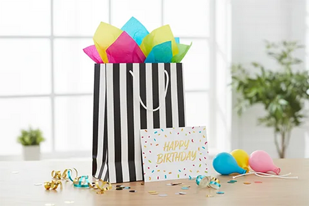 The Benefits of Buying Wholesale Kraft Festive Bags